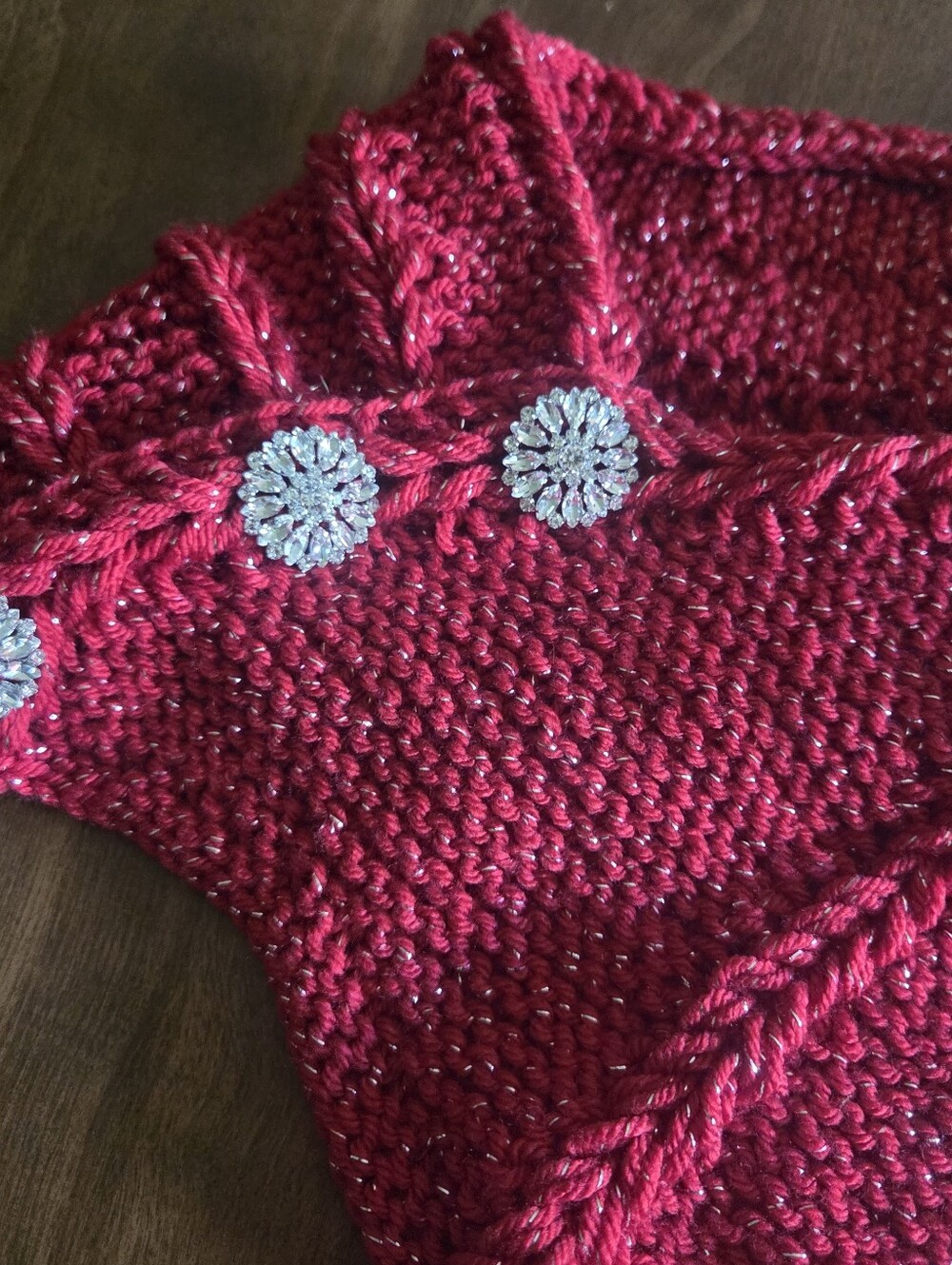 Dragon Wing Cowl Scarf - Ruby - Picture 5 of 9
